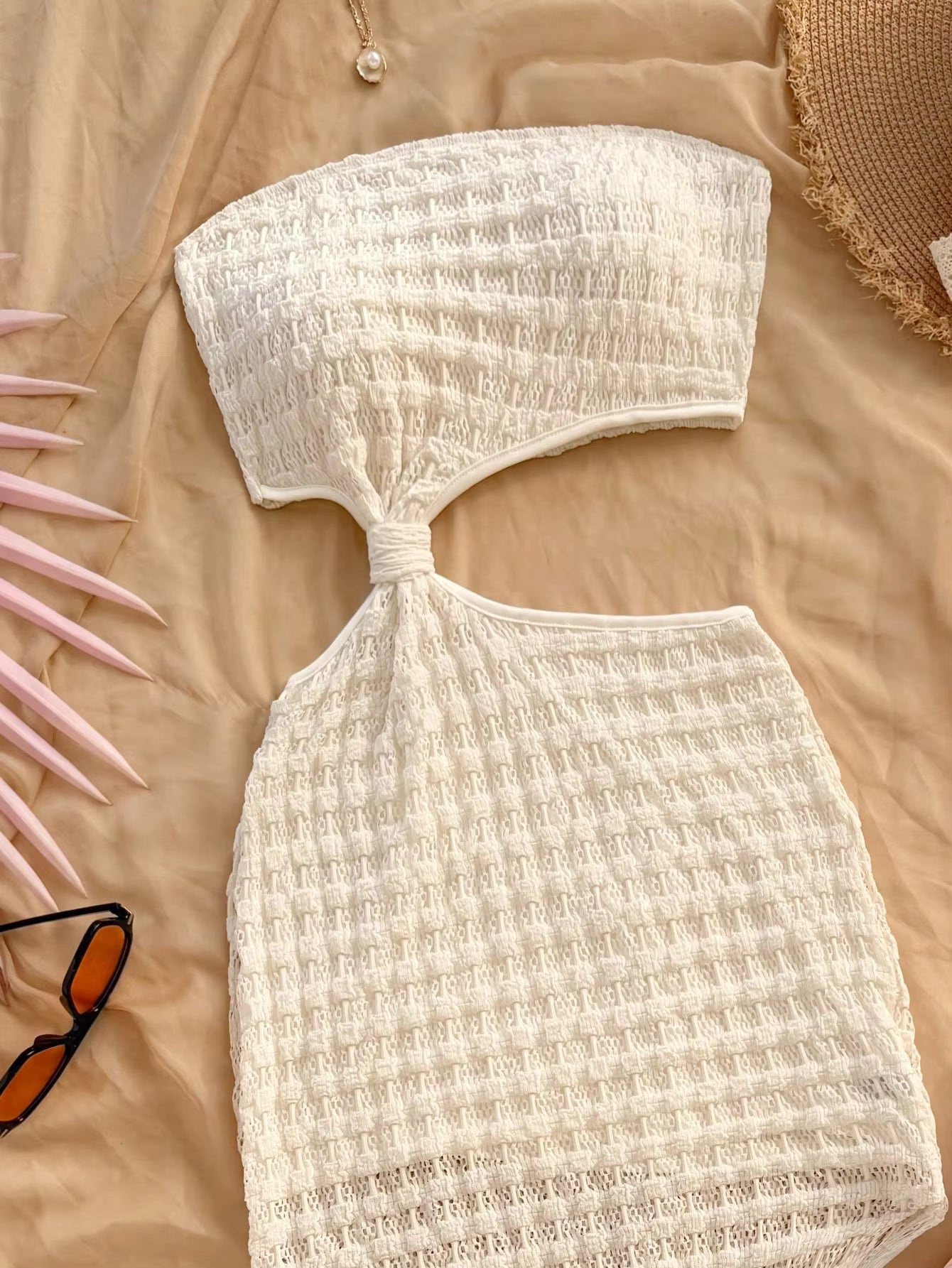 Strapless Maxi Jurk met Cut-Out