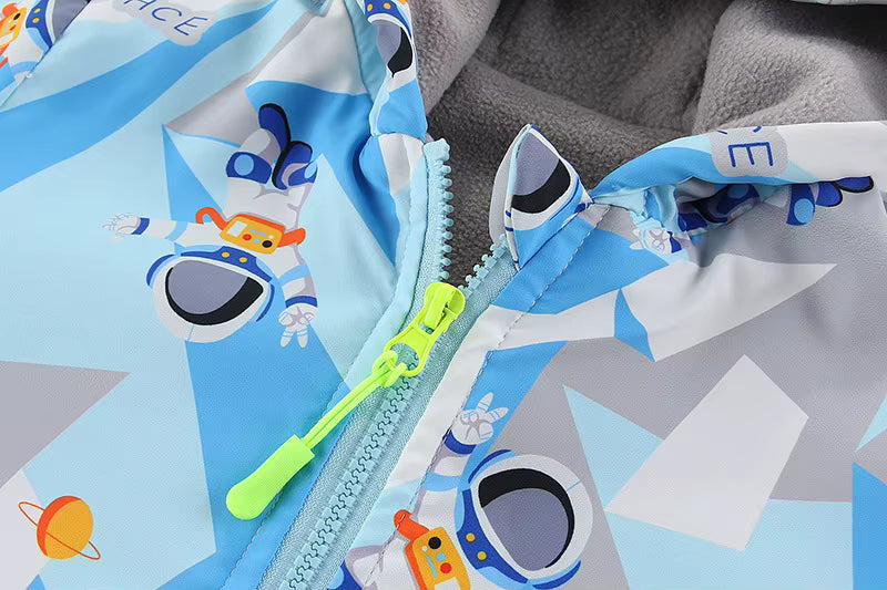 Kinderjas met Capuchon – Warm & Speels