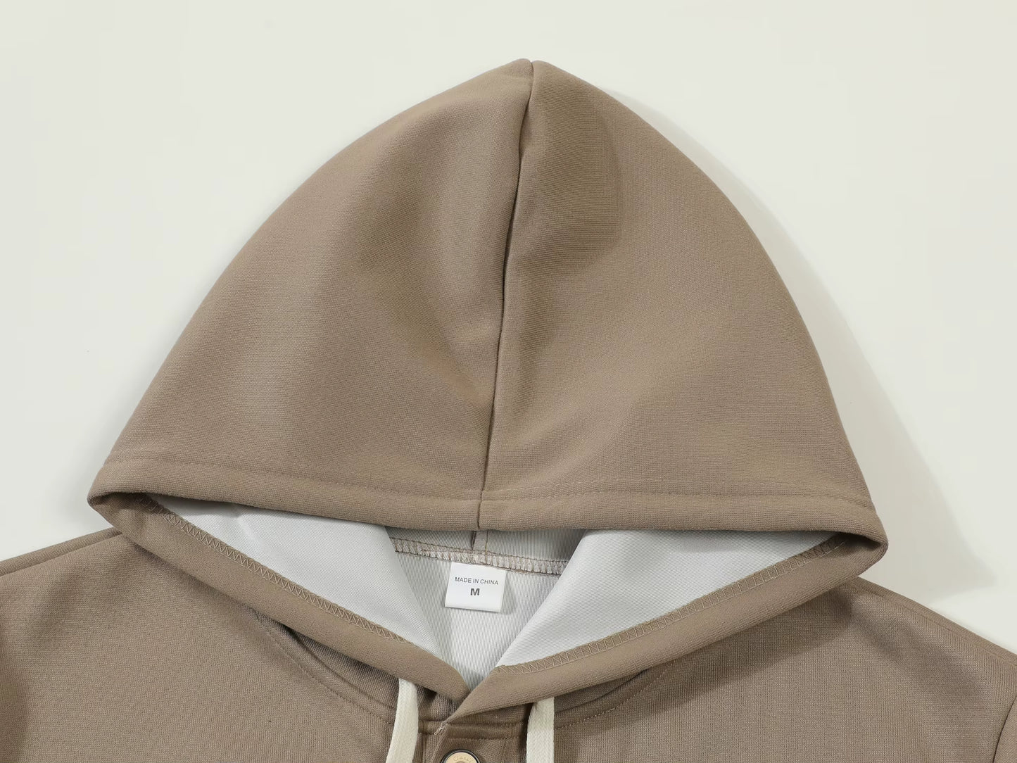 Heren Hoodie met Knopen – Casual & Modern